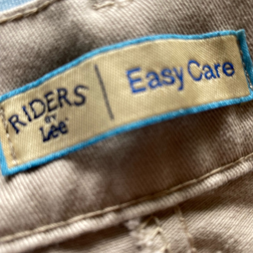 Lee Riders Tan Twill Size 24 Long
